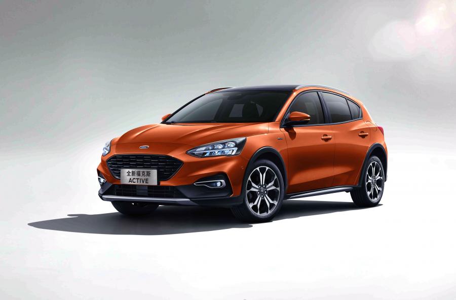  Ford Focus Active 2019 года  (CN) (фото 1 из 14)